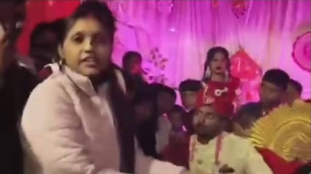 first-wife-enters-husband-second marriage video