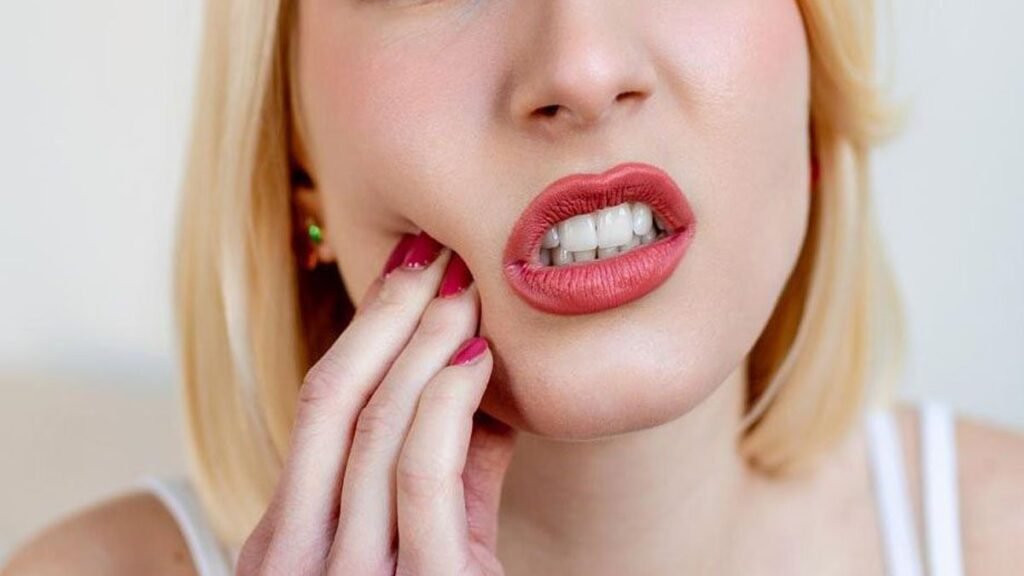 dental cavities gum pain bad breath solution 1