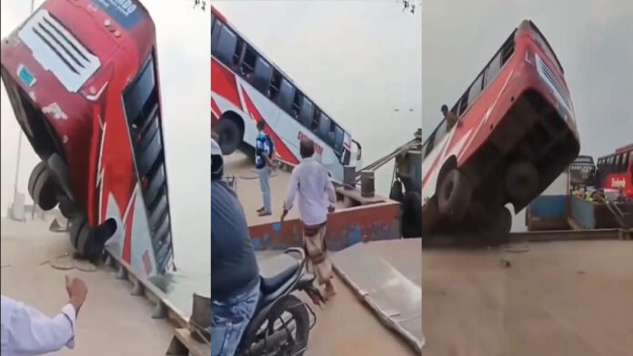 ಬಾಂಗ್ಲಾದೇಶದಲ್ಲಿ ನದಿಗೆ ಉರುಳಿದ ಬಸ್
